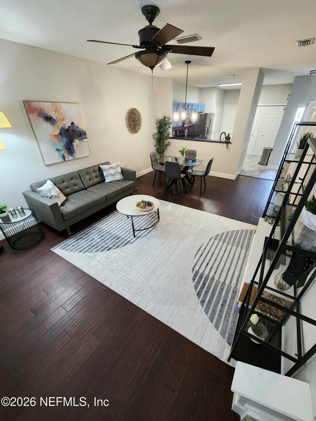 Building Photo - 307 Southern Branch Ln