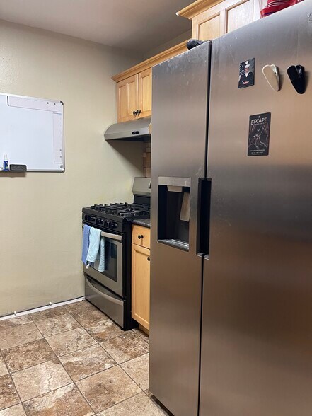 Building Photo - 4429 Tremont St