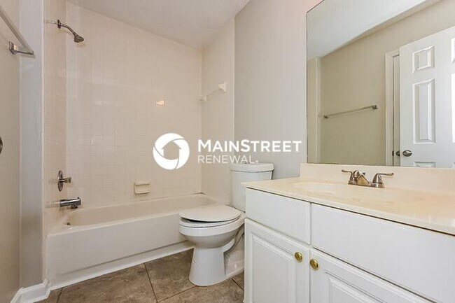 Building Photo - 5 Bedroom Pet-Friendly Home in Fayetteville, GA with Main Street Renewal