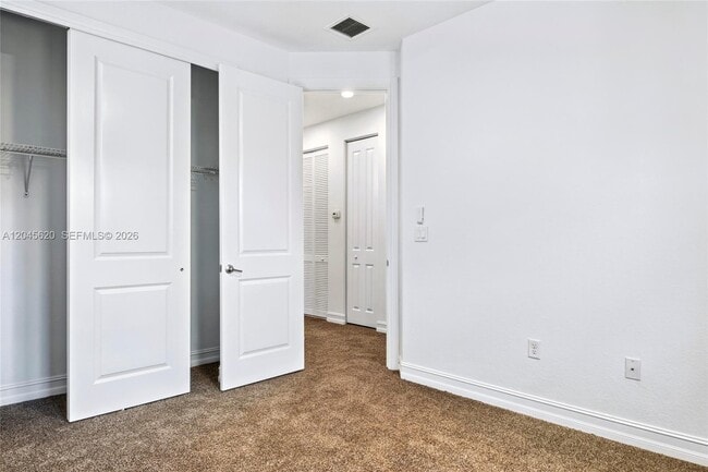 Building Photo - 142 SW 127th Terrace