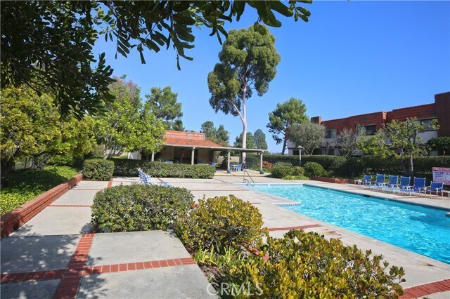 Building Photo - 27940 Ridgecove Ct N