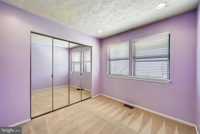 Building Photo - 7531 Weather Worn Way