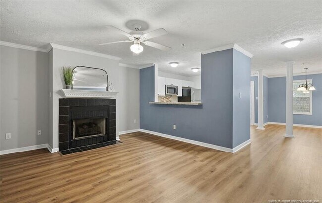 Building Photo - 331 Bubble Creek Ct