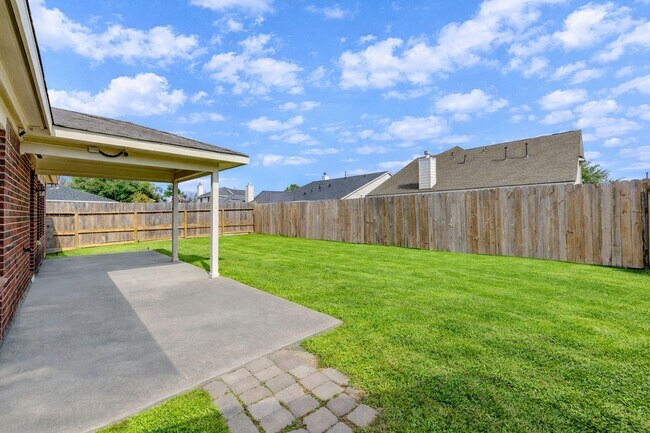 Building Photo - 16718 Mackenzie Mesa Dr