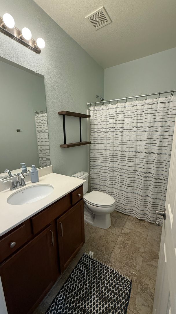 Building Photo - 9220 Antonon Ct