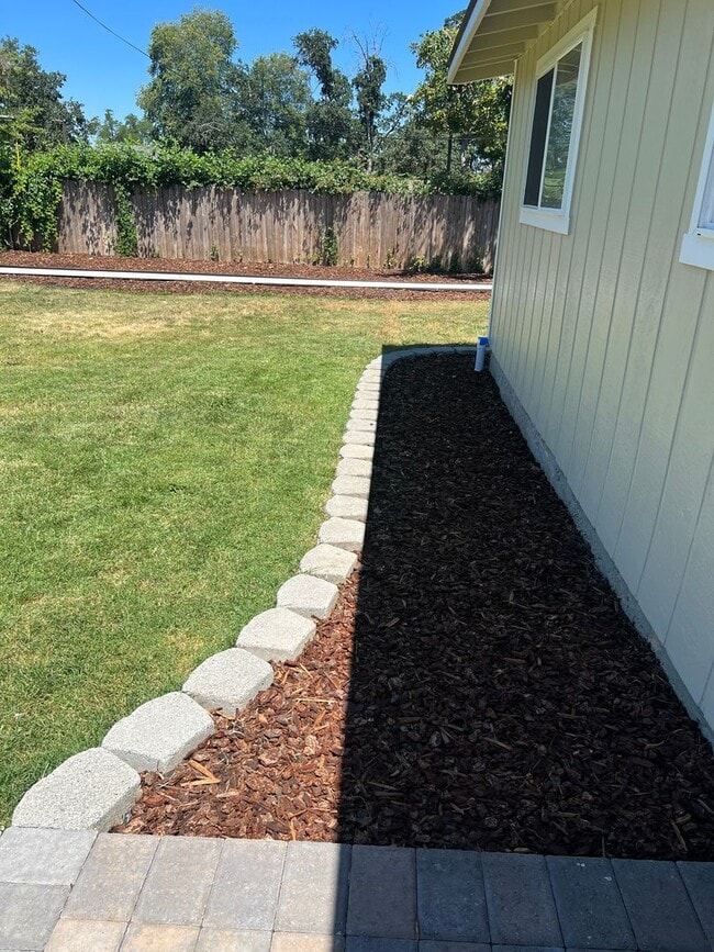 Building Photo - 1214 Withington St