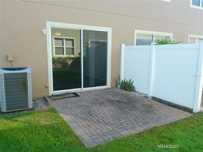 Building Photo - 6376 Sedgeford Dr