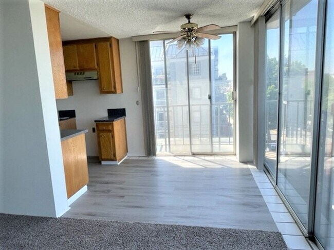 Building Photo - DOWNTOWN LONG BEACH 2BR/2BA CONDO ON 4TH F...
