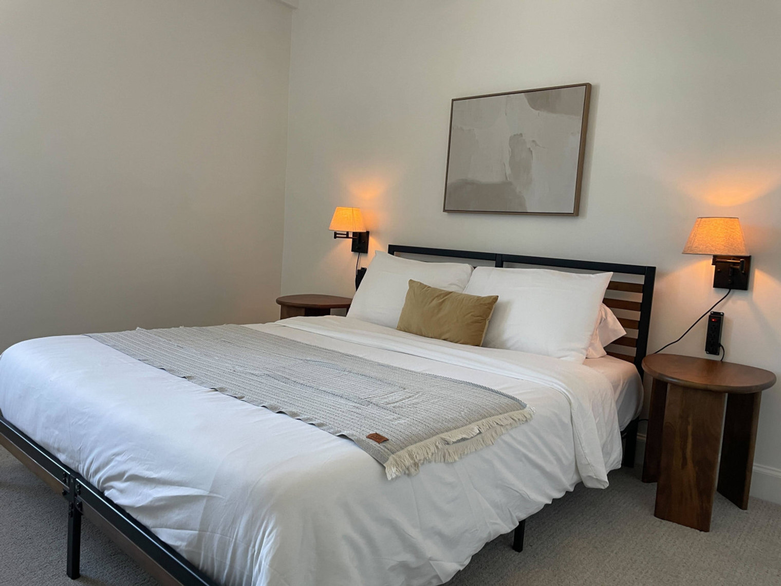 Building Photo - 758 N Broadway