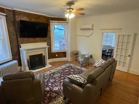 Living Room - 1228 Cherokee Rd