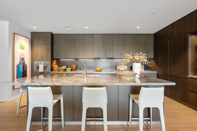 Building Photo - 171 Sawmill Cir