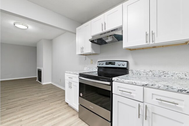 Building Photo - 5400-5600 E 84th Ter -Jade