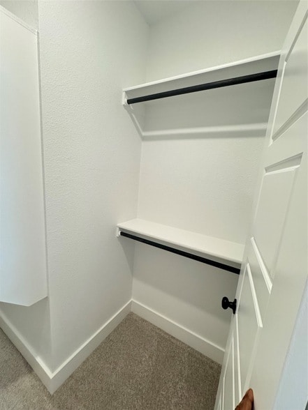 Building Photo - 1313 Eureka Spgs St