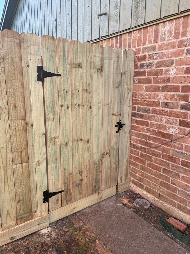 Building Photo - 11230 Angelique Dr