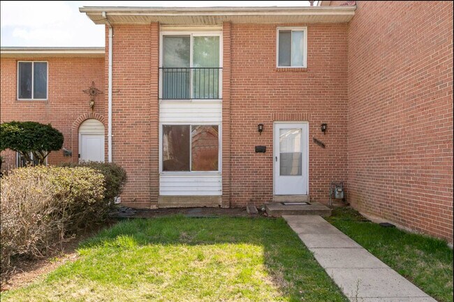 Primary Photo - 8114 Fallow Dr