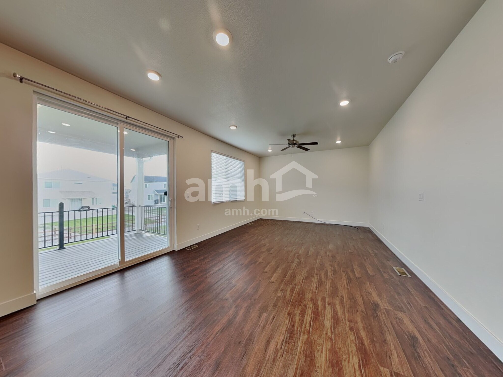 Building Photo - 3975 Ryedale Wy