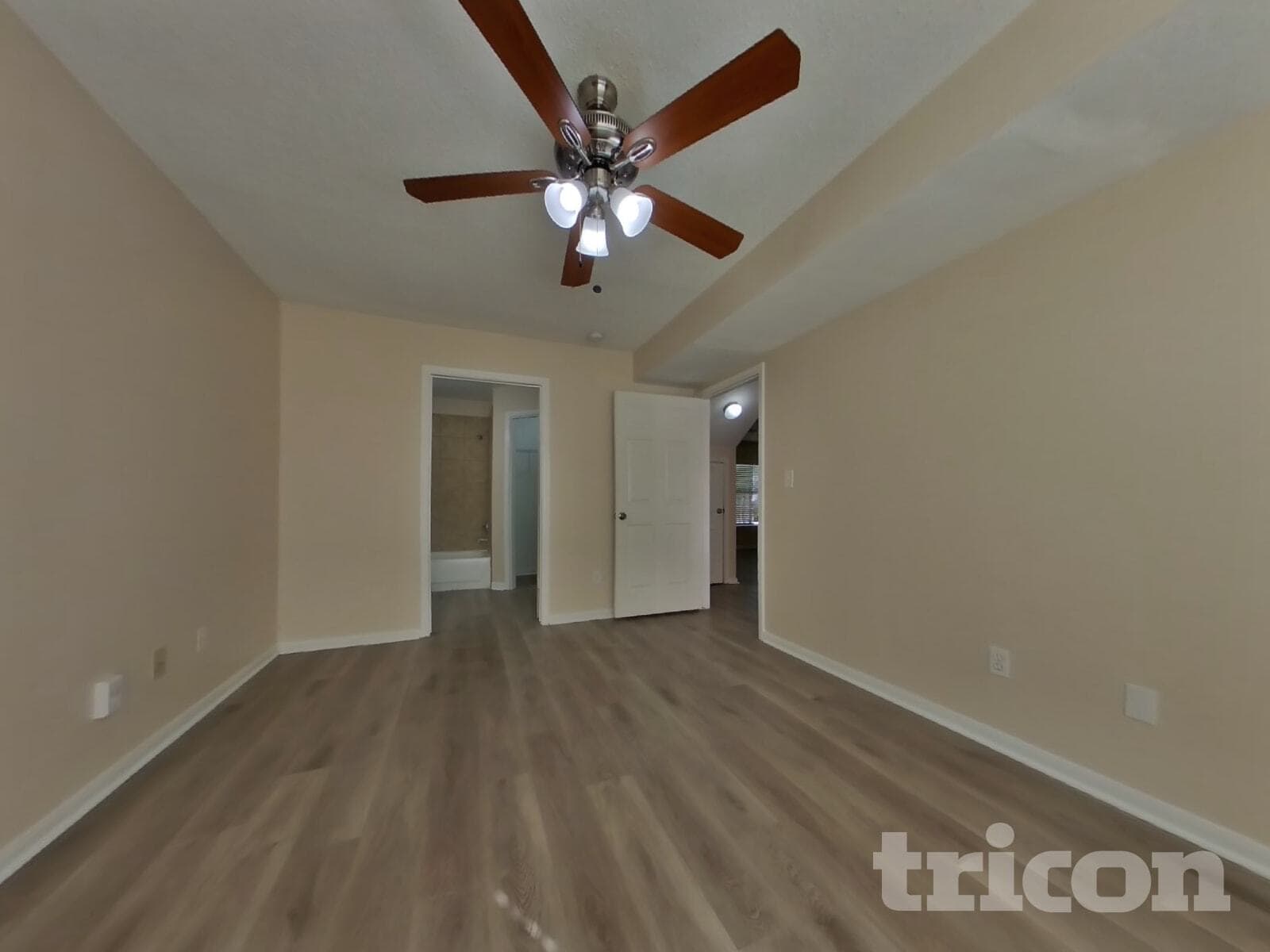 Building Photo - 3259 Jorns St