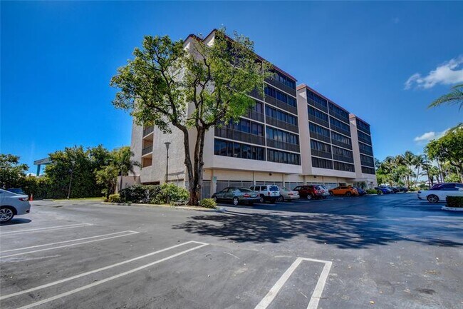 Building Photo - 740 S Federal Hwy