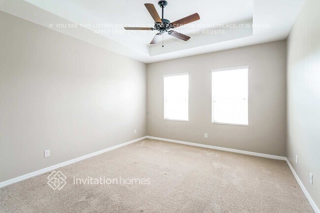 Building Photo - 11118 Great Neck Rd