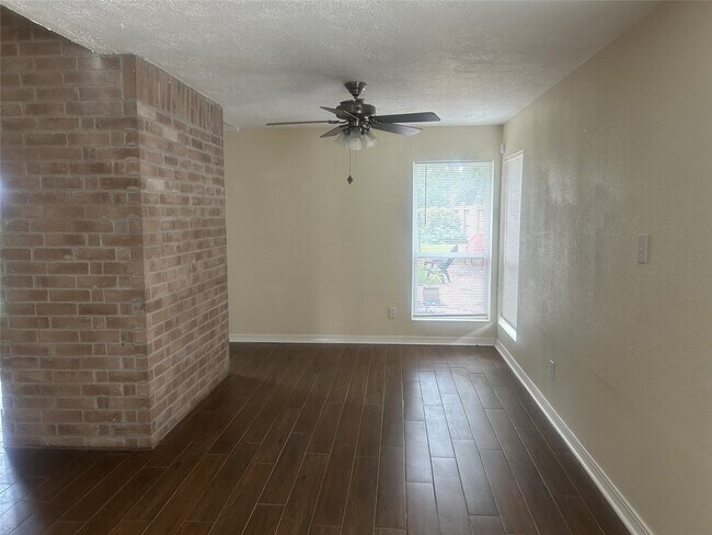 Building Photo - 2717 Elder Rd