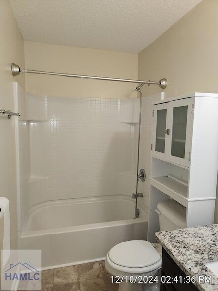 Building Photo - 73 Labrador Ln