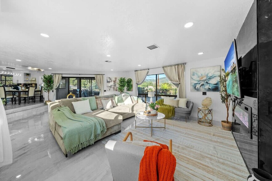 Building Photo - 14552 Skyline Truck Trail