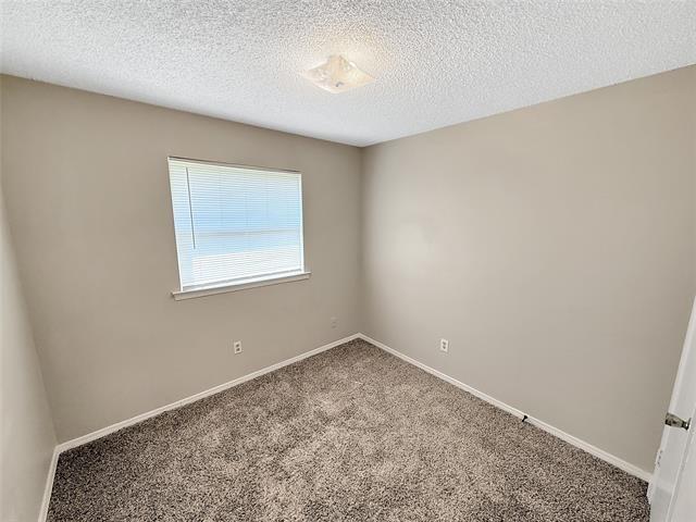 Building Photo - 309 Quail Creek Dr