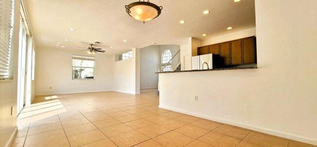 Building Photo - 9138 Dupont Pl