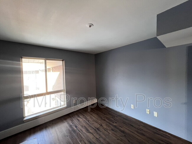 Building Photo - 4253 W Rivers Edge Cir