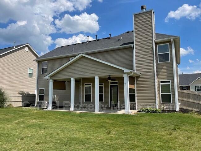 Building Photo - 514 W Holloway Dr