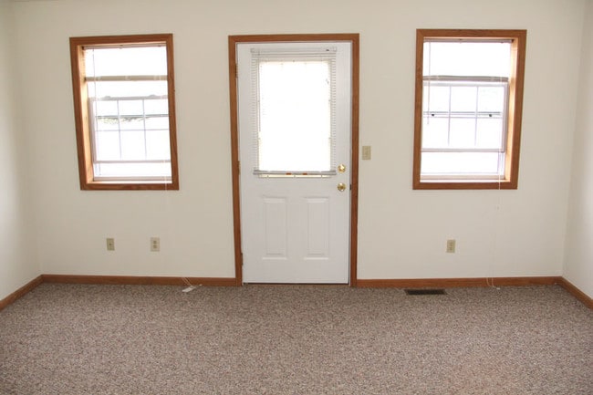 Interior Photo - Baybrook