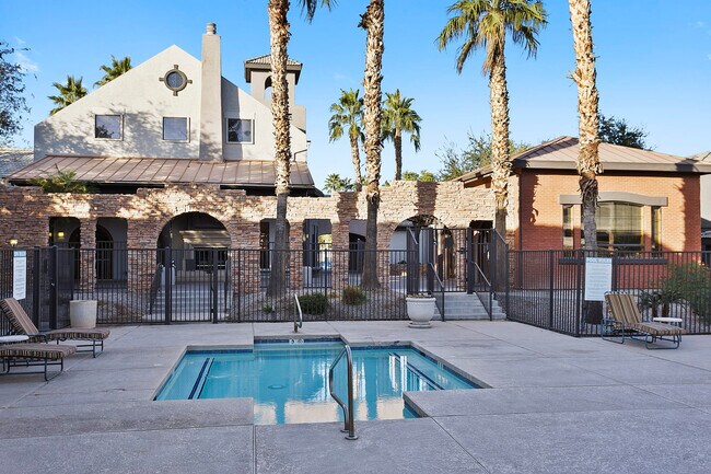 Building Photo - 875 W Pecos Rd