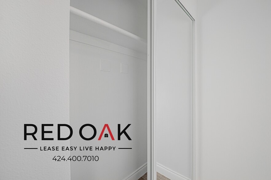 Building Photo - 6853 Agnes Ave