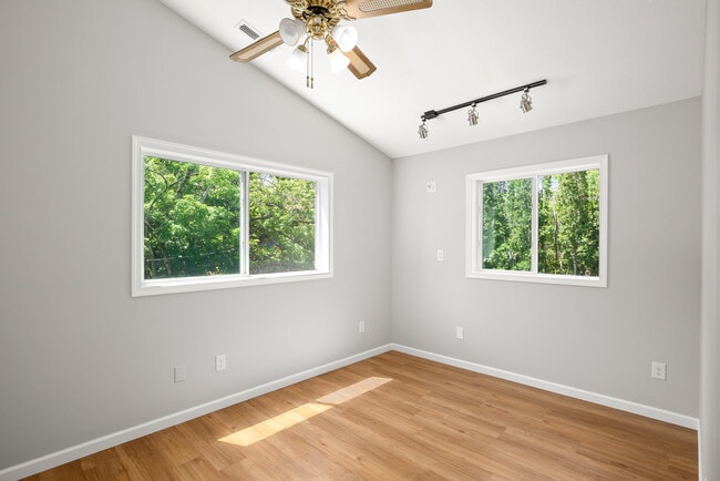 Building Photo - 215 SW 131st Ave