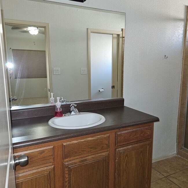 Building Photo - Rental in Araby Crossing