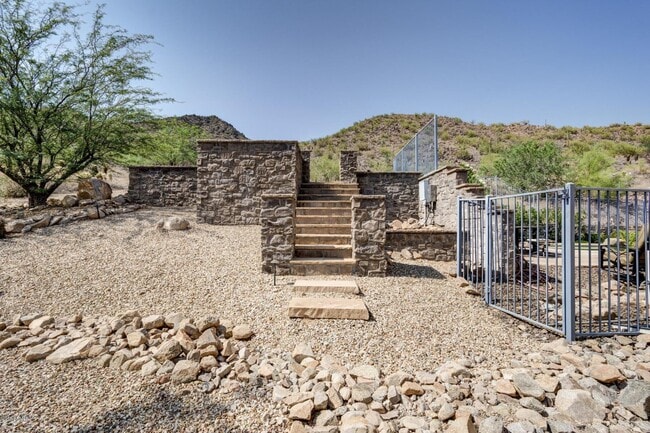 Building Photo - 14296 E Coyote Rd