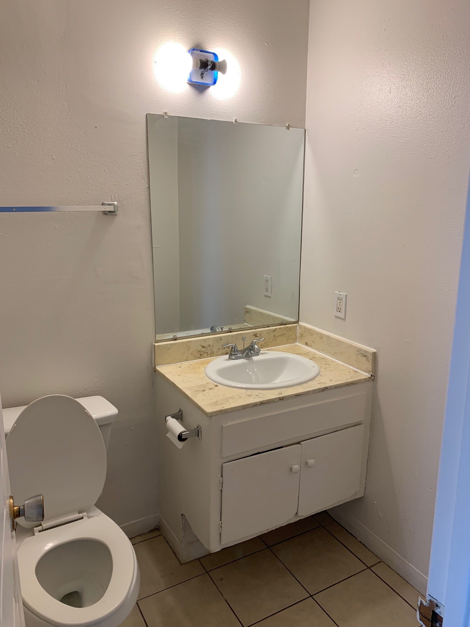 Building Photo - 412 San Pascual Ave