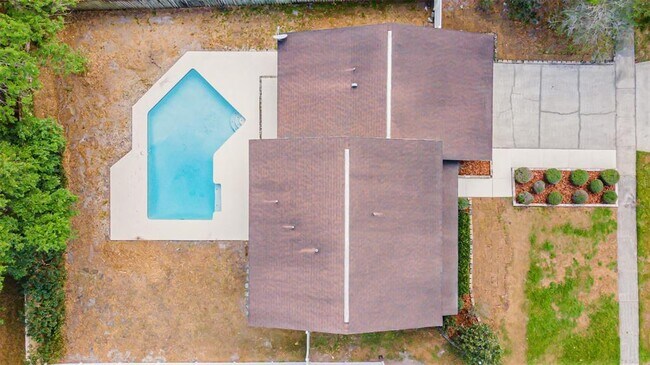 Building Photo - 16203 Fantasia Dr