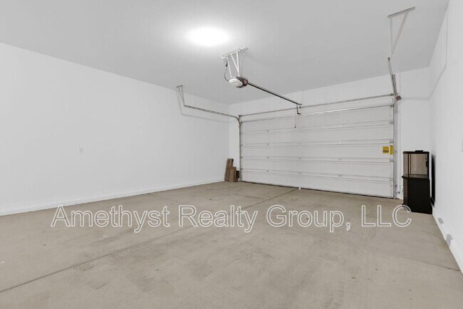 Building Photo - 5116 N 185th Ave