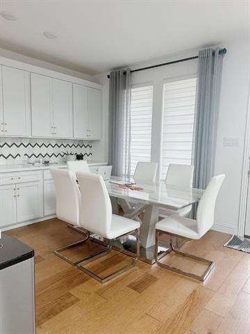 Building Photo - 2417 Flower Petal Rd