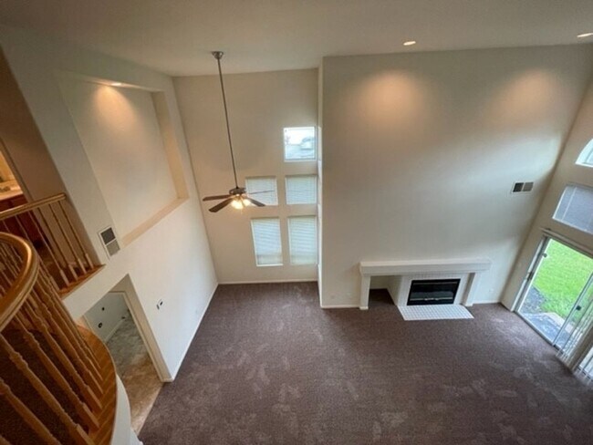 Building Photo - Rocklin home near Breen Park