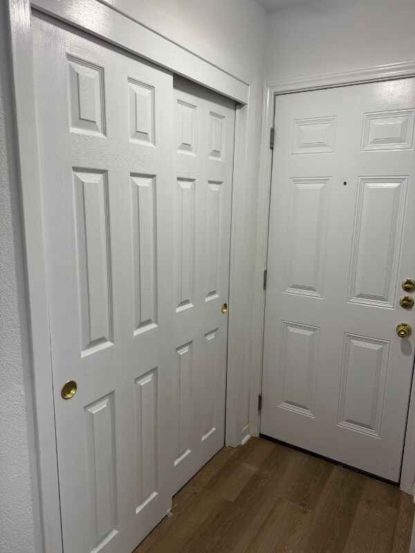 Building Photo - 1708 Holloman Dr