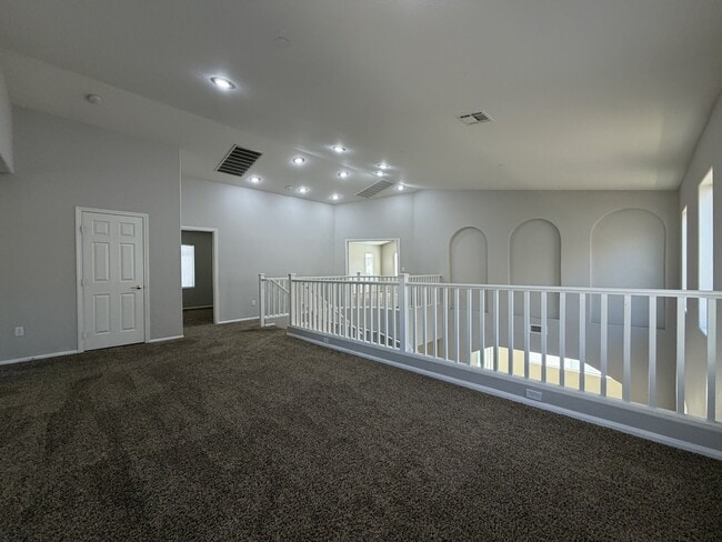 Building Photo - 148 Macoby Run St