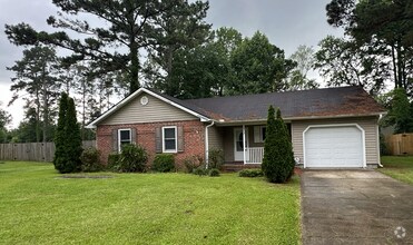 Building Photo - 409 Maplehurst Dr