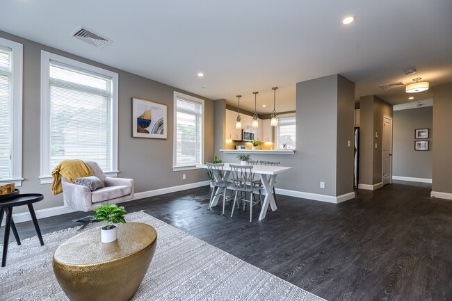 Building Photo - Willets Landing