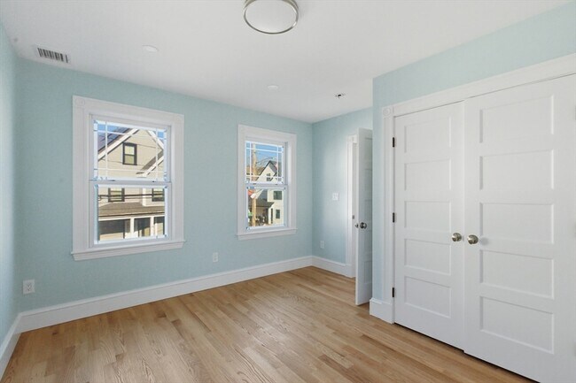 Building Photo - 23 Gay Head St