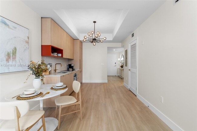 Building Photo - 90 NE 32nd St