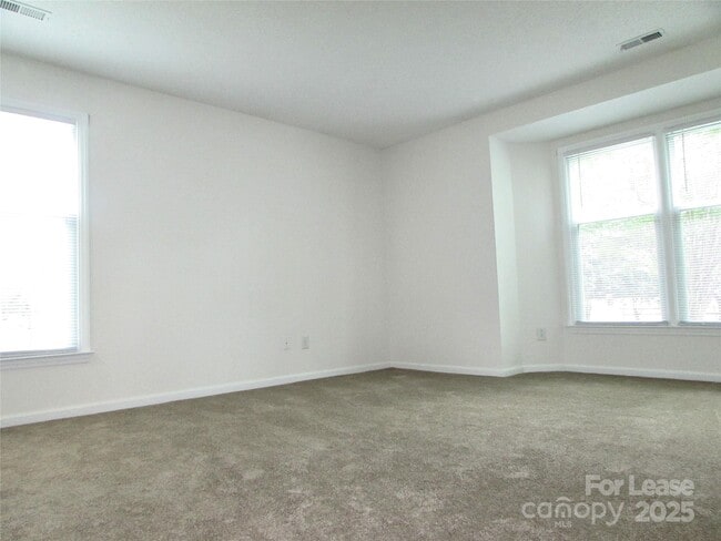 Building Photo - 10240 Rose Meadow Ln