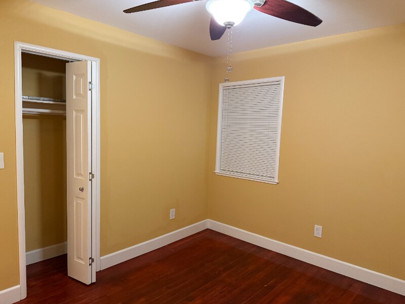 Building Photo - 1621 Hobson Ave