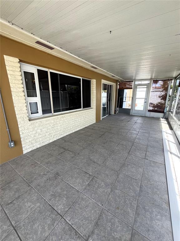 Building Photo - 360 72nd Ave